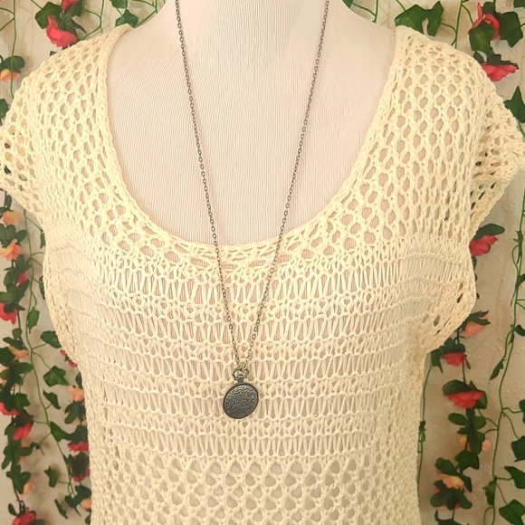 Converse crochet top, medium, cream color. - Picture 2 of 6